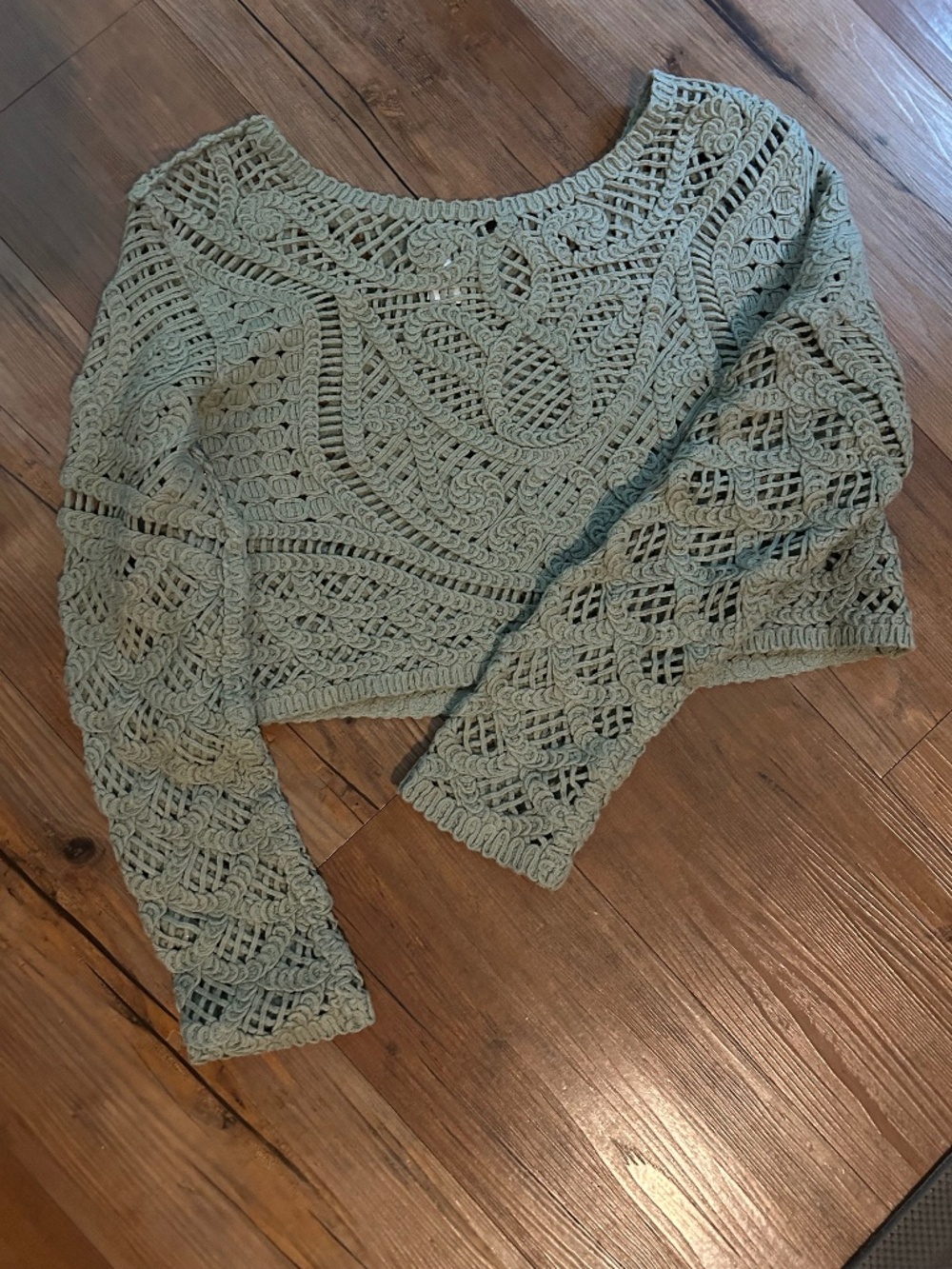 House of Harlow cropped sweater, 100% cotton